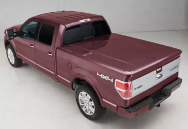 Tonneau Cover, Hard Painted, 5.5' Bed - Ford (VDL3Z-99501A42-AT)
