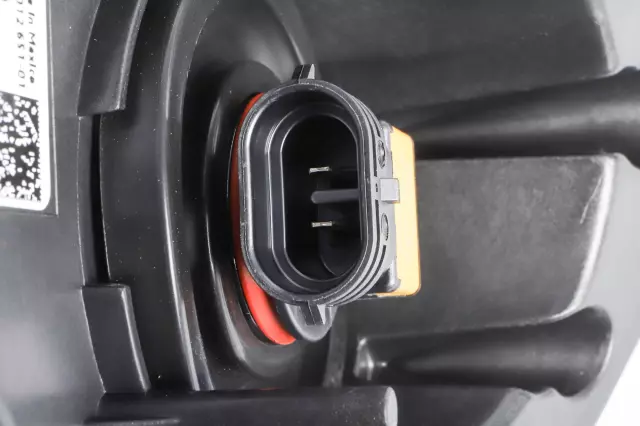 Front Driver Side Fog Lamp - GM (85161291)