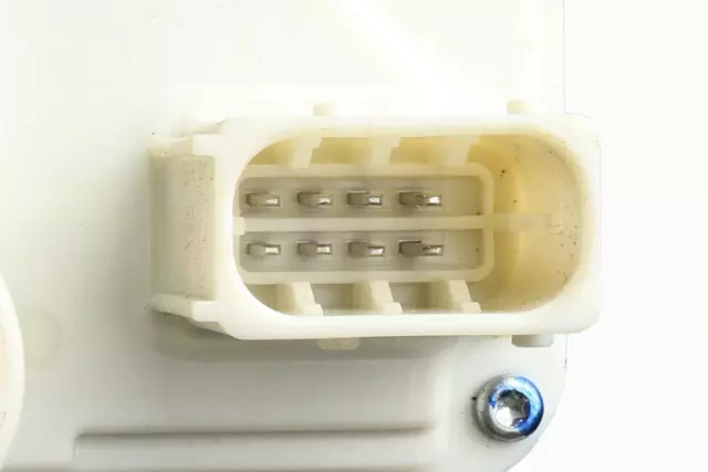 2015-2019 Chevrolet Corvette - Latch - GM (23422431)