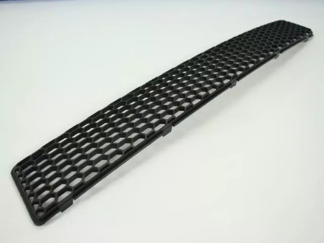 Grille - Mopar (5030043AA)