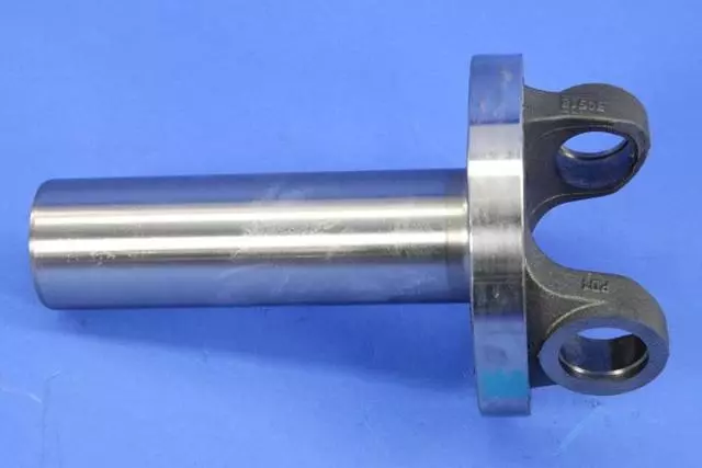 68238004AA - Rear Axle; American Axle 292 MM Single Rear Wheel; Differential and Drive Line: Drive Shaft Yoke for Ram: 2500 Image