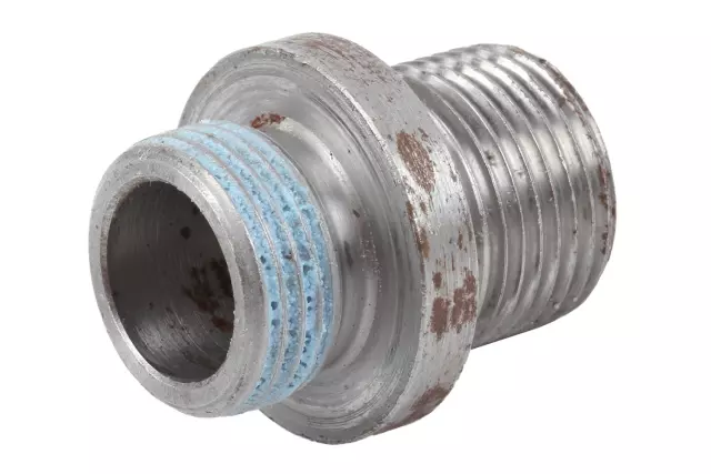 12552357 - : 2004-2009 GM - Engine Oil Filter Fitting for GM Image