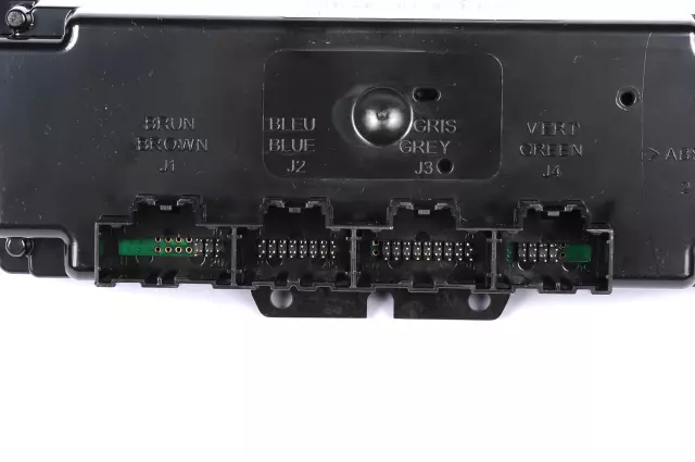 22969802 - : Heating and Air Conditioning Control Panel for Chevrolet: Traverse Image