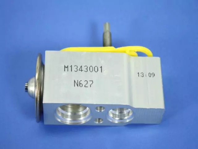 Expansion Valve - Mopar (05139687AA)