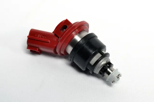 16600RR544 - : Nismo Red 740Cc High Flow Side Feed Injectors for Nissan: 300ZX Image