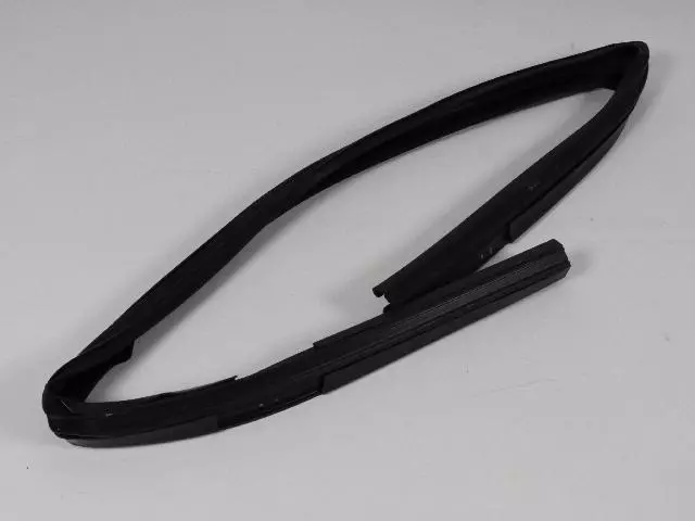 5074005AF - Body: Glass Run for Dodge: Avenger Image