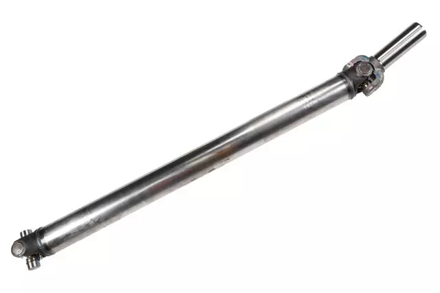 15036982 - Universals &amp; Rear Axle: Drive Shaft for Buick: Rainier | Chevrolet: Trailblazer | GMC: Envoy | Oldsmobile: Bravada Image