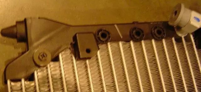 Condenser - Toyota (88460-06060)