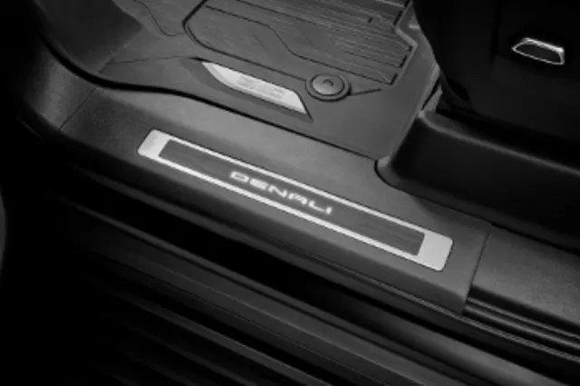 84667517 - : Door Sill Plates, Illuminated Denali Script for GMC: Yukon Image