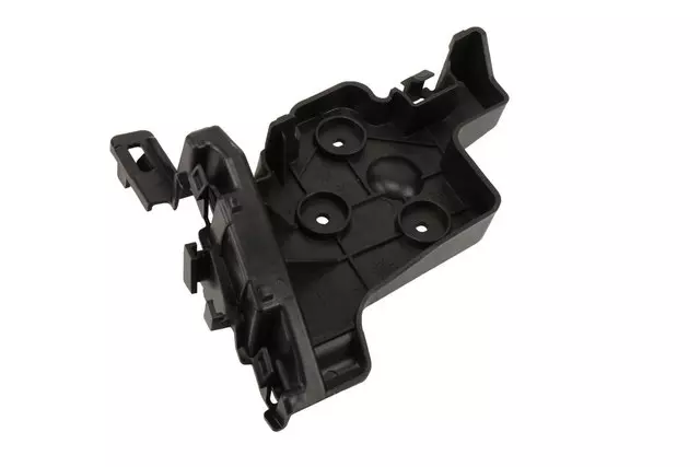 Rear Driver Side Bumper Fascia Tail Lamp Opening Bracket - GM (84162905)