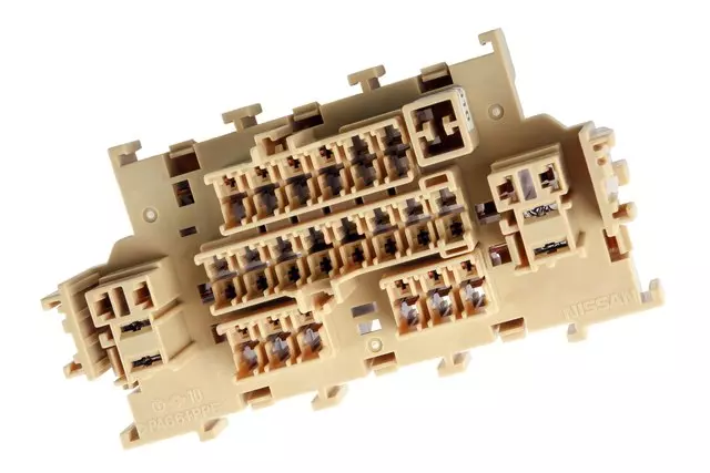 19317457 - : 2015-2018 Chevrolet City Express - Instrument Panel Wiring Harness Fuse Block for Chevrolet: City Express Image