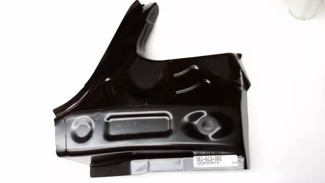 561813392B - Body: Tail Lamp Pocket for Volkswagen: Passat Image