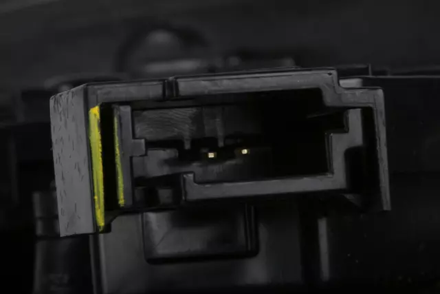 Glove Box Assembly - GM (84598077)