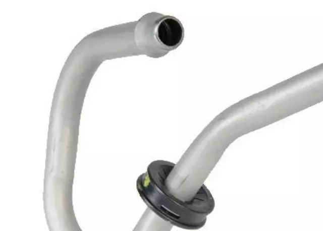 OEM NEW 2001-04 GM Chevrolet Pontiac Buick Transmission Oil Cooler Line 10324809 - GM (10324809)