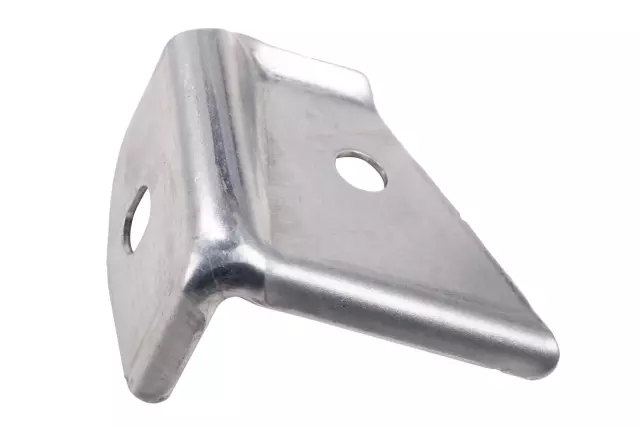 Front Passenger Side Fender Front Bracket - GM (84520291)