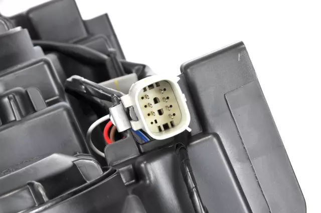 Passenger Side Headlamp Assembly - GM (23294936)