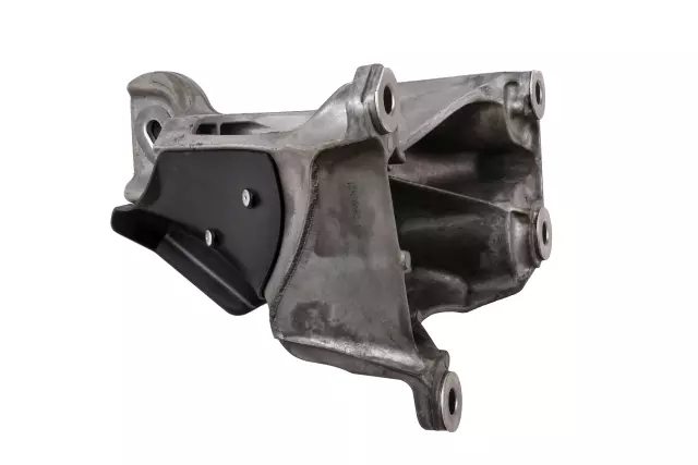 15115368 - : Front Engine Mount Bracket for Buick: Enclave | GMC: Acadia | Saturn: Outlook Image
