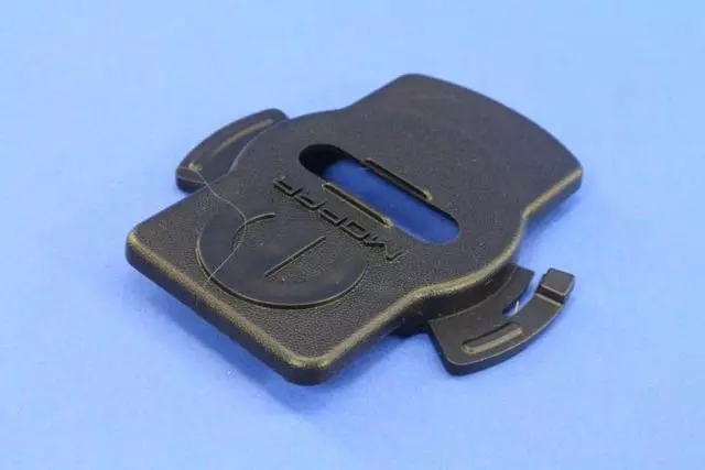 Trailer Hitch Adapter - Mopar (82213678)