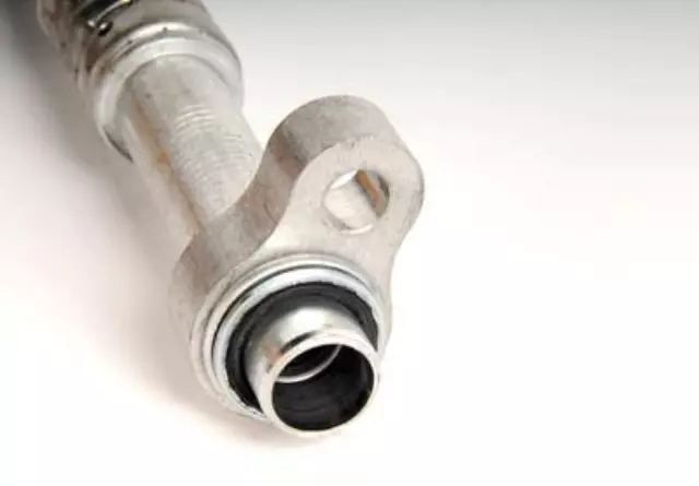 Air Conditioning Refrigerant Liquid Hose - GM (22714739)