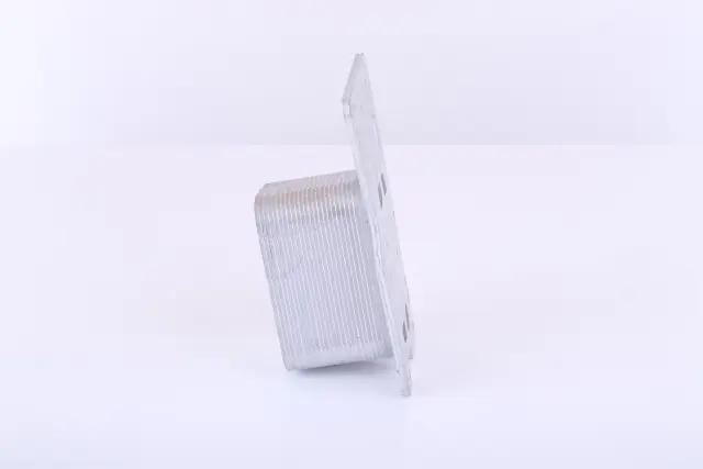 90907 - : Nissens Engine Oil Cooler for NISSENS Image